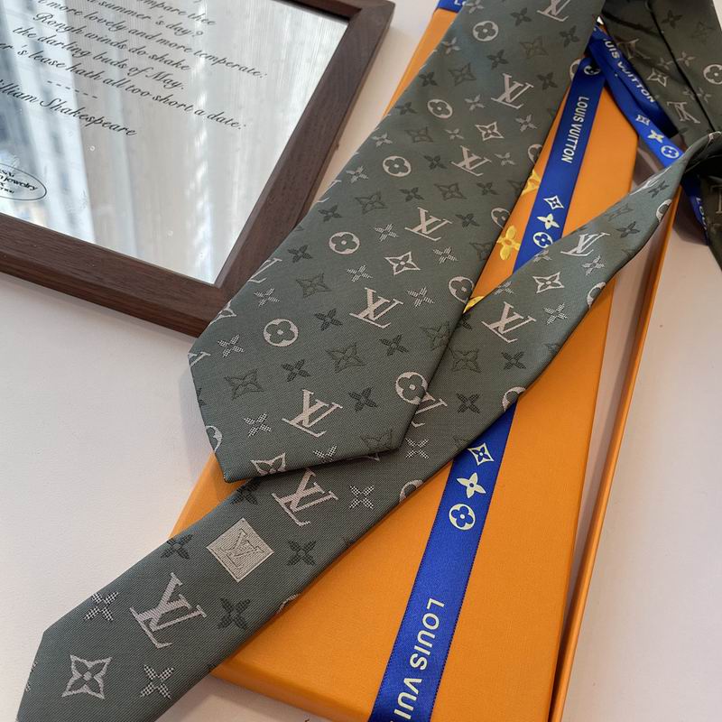 LV Tie hm (72)