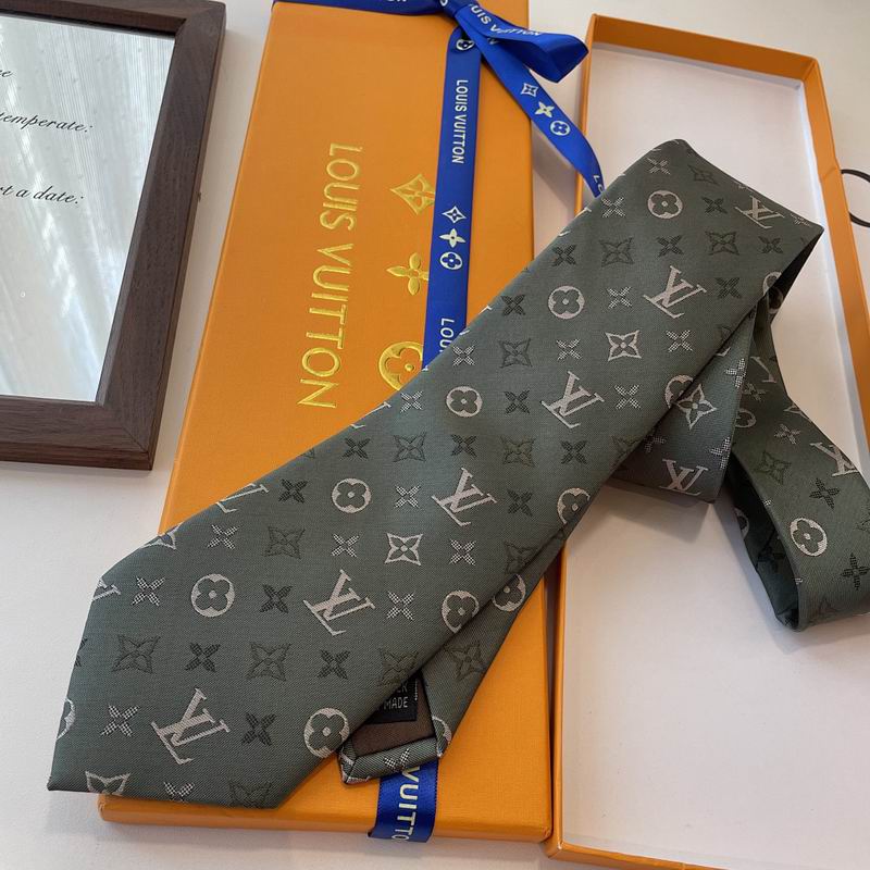 LV Tie hm (78)