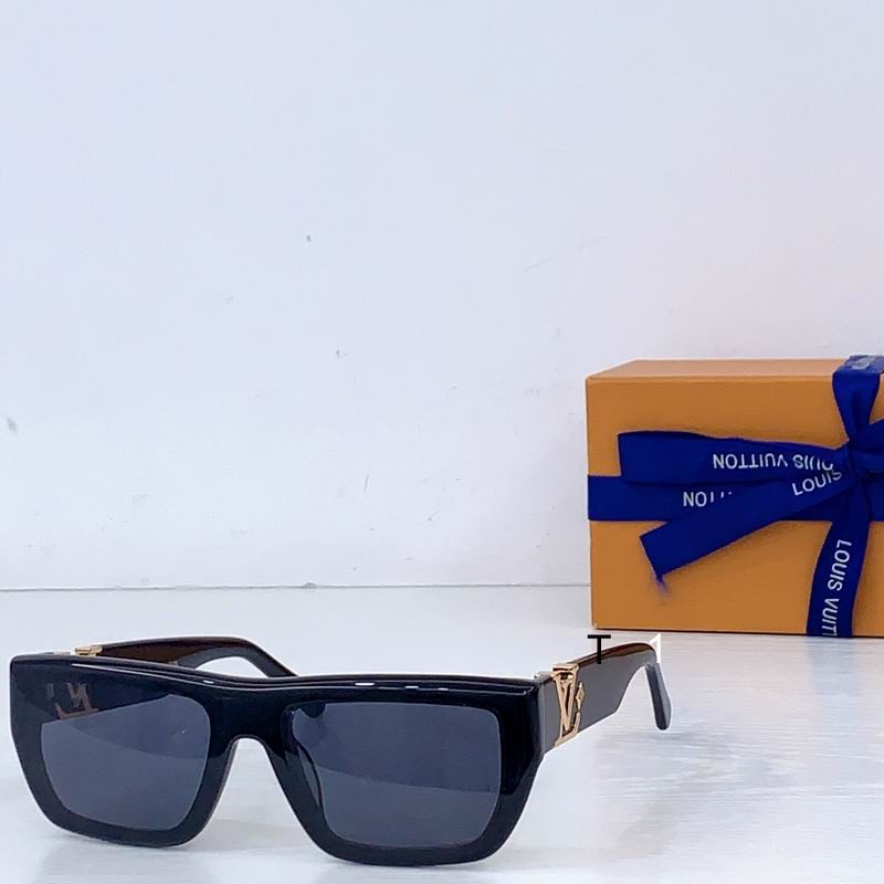 LV Z2872 57 18-145 b01