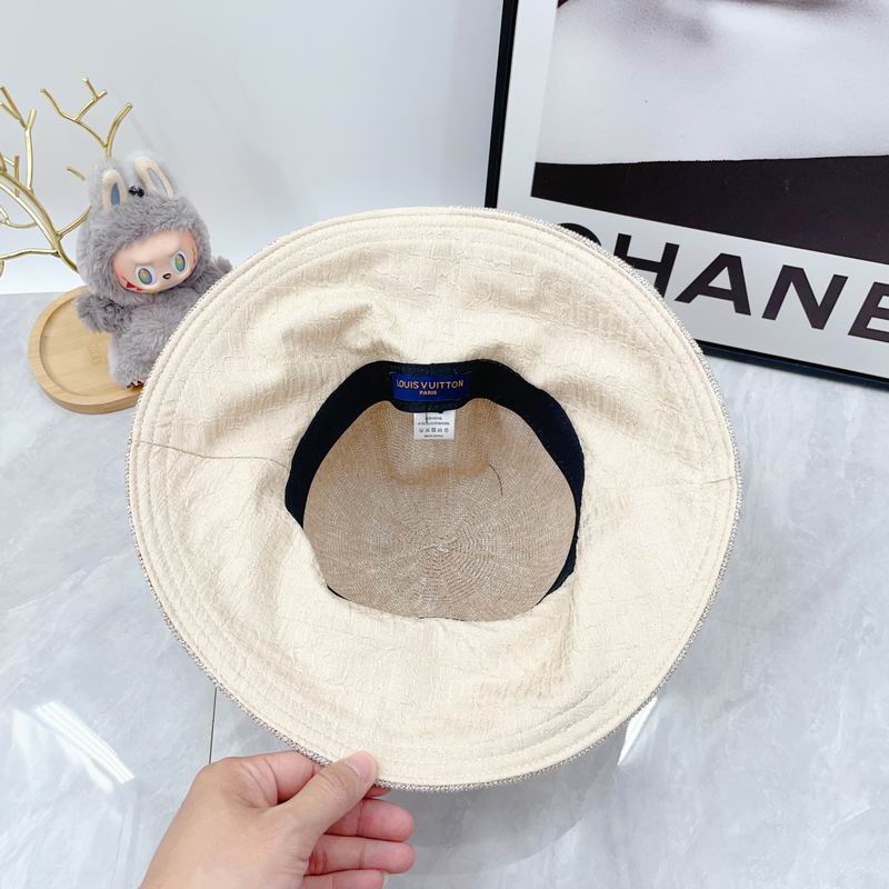 LV hat dx (130)