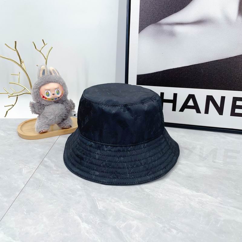LV hat dx (164)