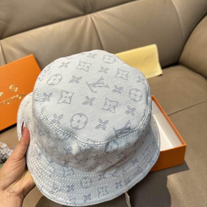 LV hat dx (196)