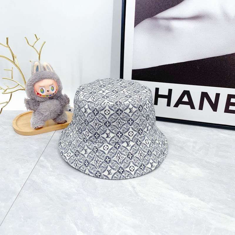 LV hat dx (219)