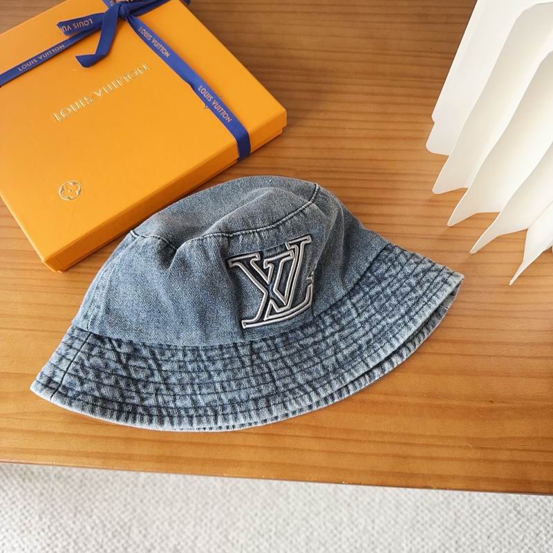 LV hat dx (40)