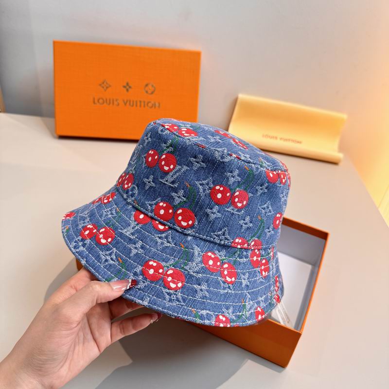 LV hat dx (71)