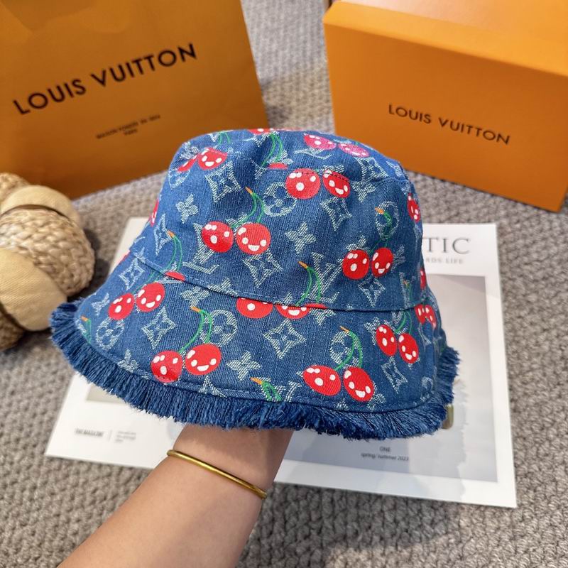 LV hat dx (806)
