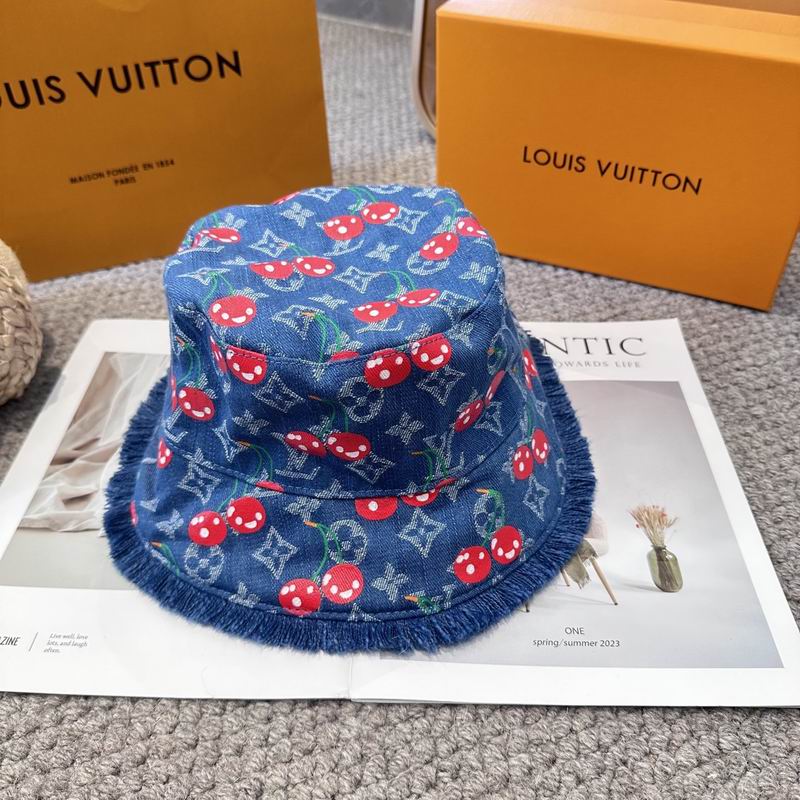 LV hat dx (807)