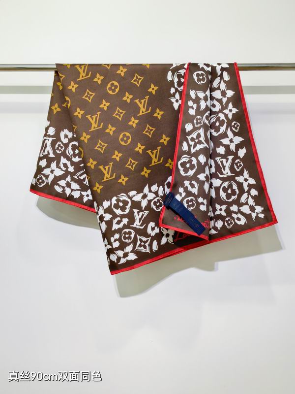 LV silk Scarf 90X90cm E38 (12)