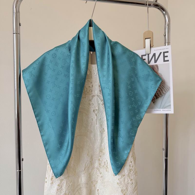 LV silk Scarf 90X90cm E40 (60)