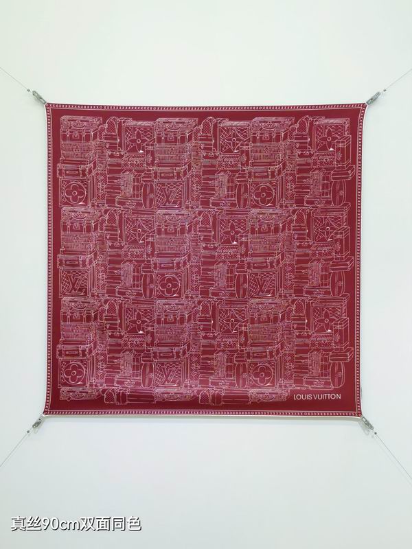 LV silk scarf 90X90cm E14 (26)
