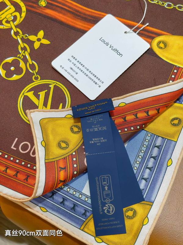 LV silk scarf 90X90cm E58 (14)