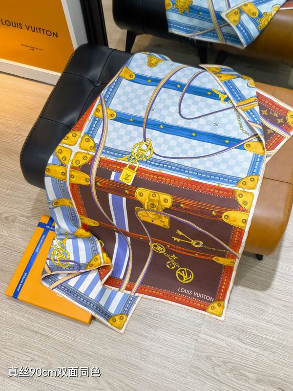 LV silk scarf 90X90cm E58 (16)