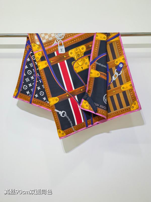 LV silk scarf 90X90cm E58 (23)