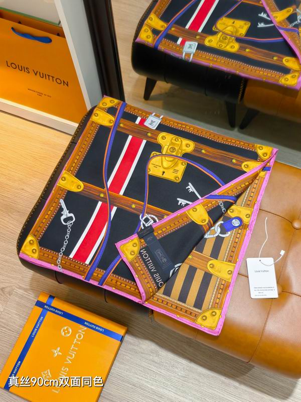 LV silk scarf 90X90cm E58 (27)