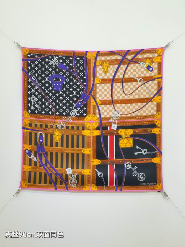 LV silk scarf 90X90cm E58 (28)