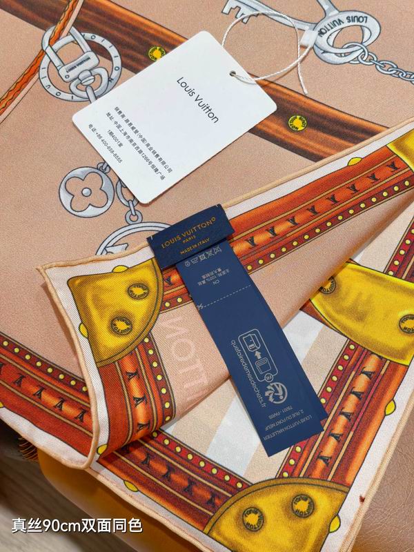 LV silk scarf 90X90cm E58 (4)