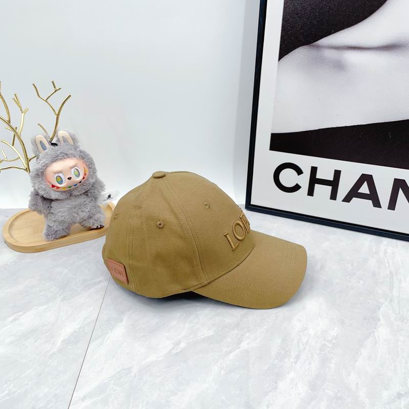 Loewe cap dx (5757)