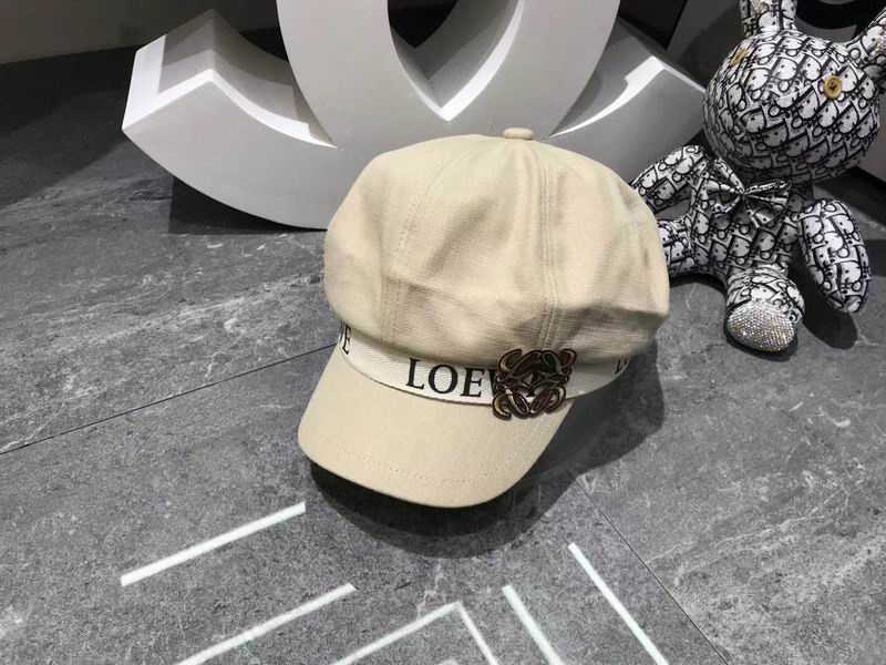 Loewe cap dx (93)