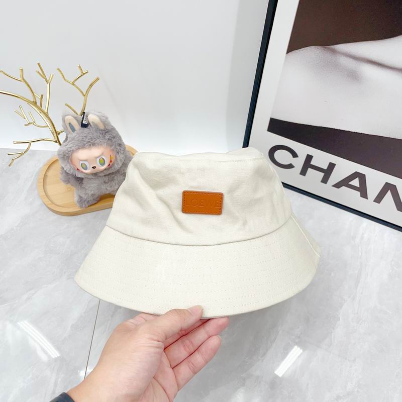 Loewe hat dx (400)