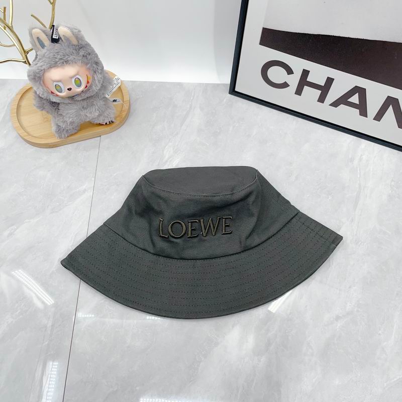 Loewe hat dx (421)