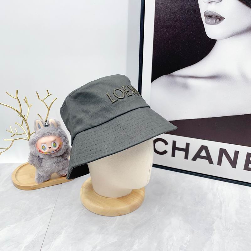 Loewe hat dx (423)