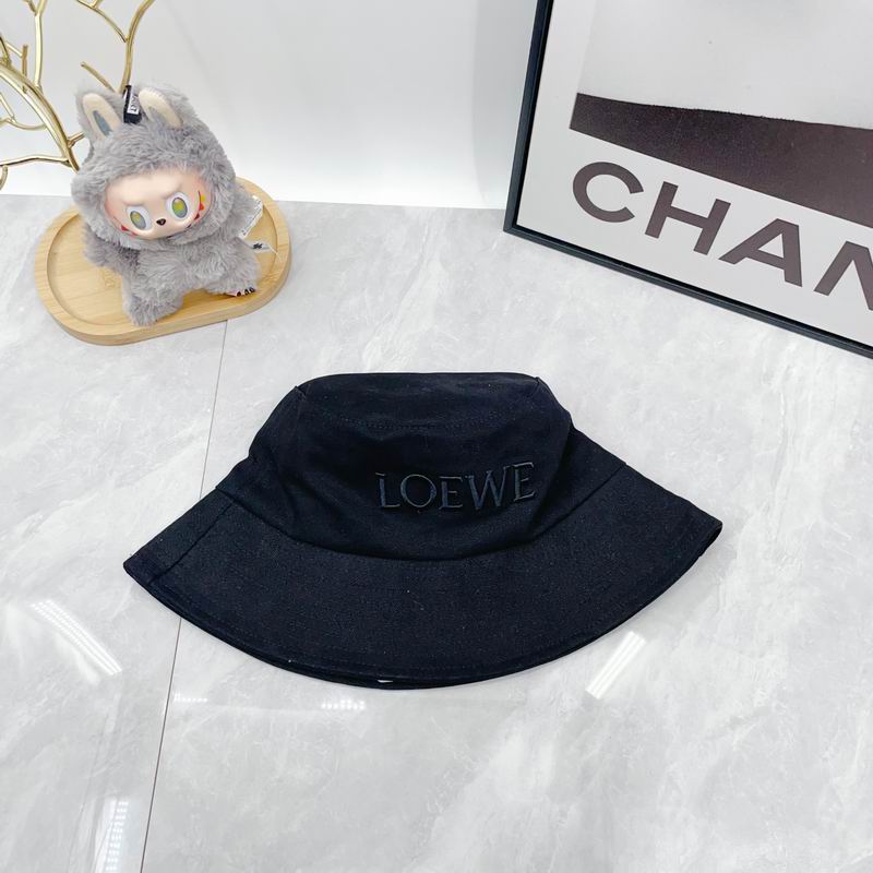 Loewe hat dx (430)