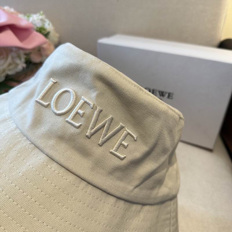 Loewe hat dx (466)