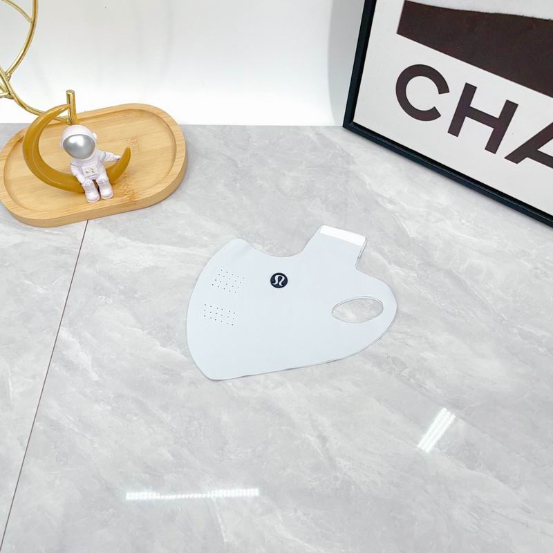 Luluemon visor dx   (657)