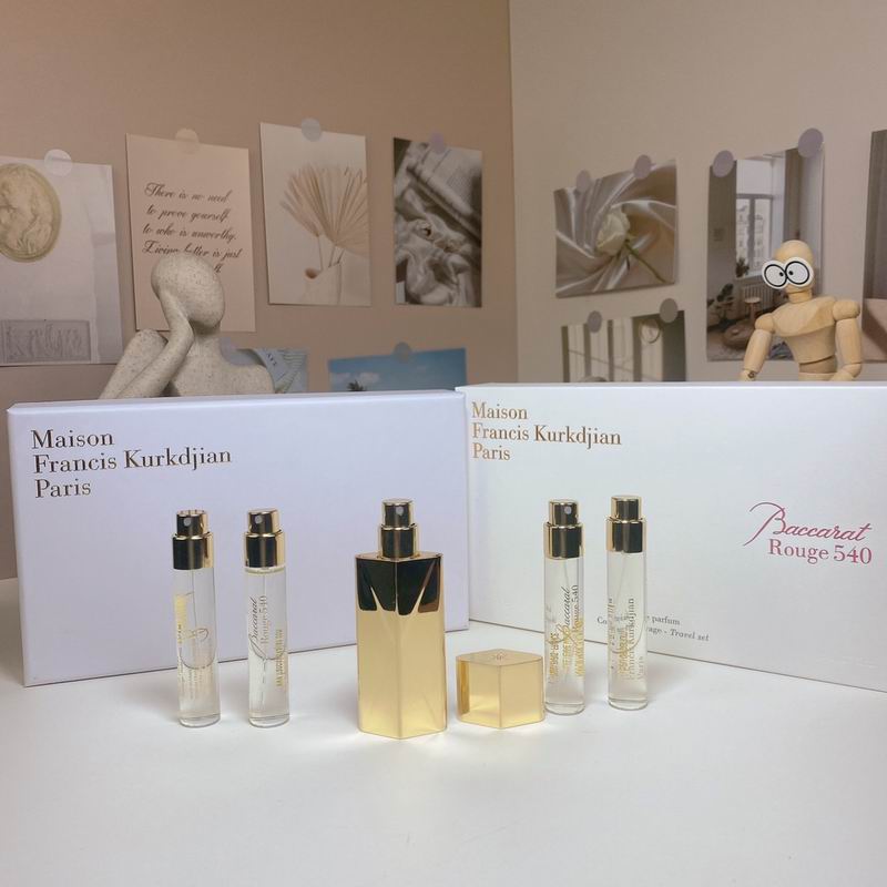 Maison Francis Kurkdjian 5X11ml  (1)