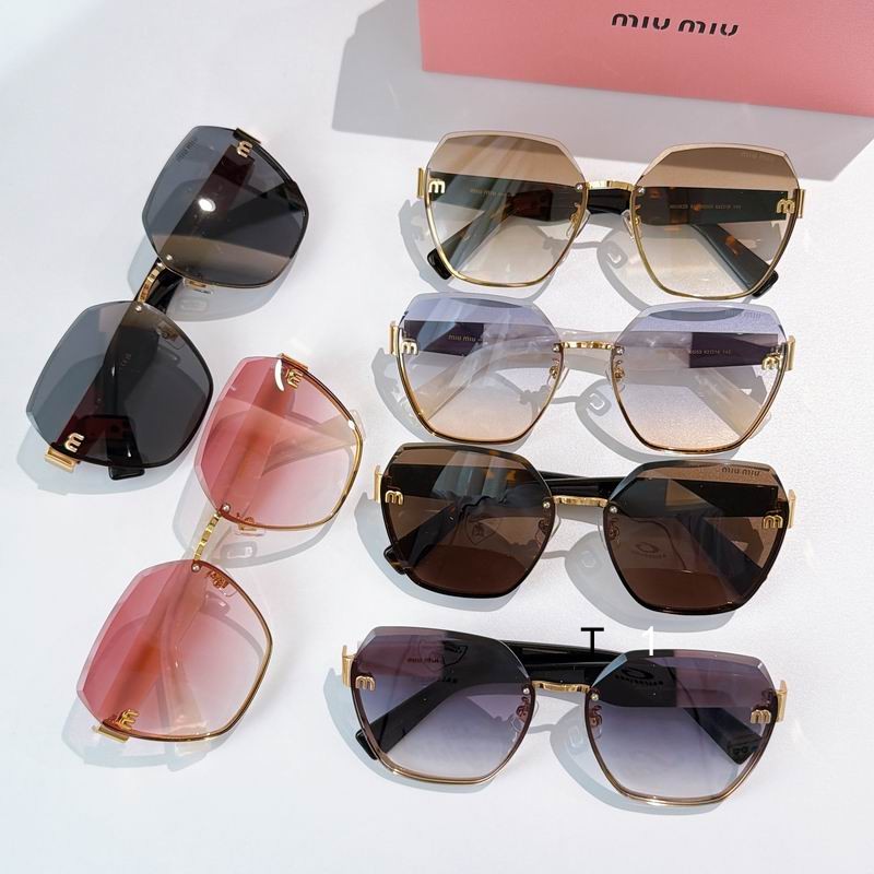 MiuMiu MU58ZS 69 15-130 a08