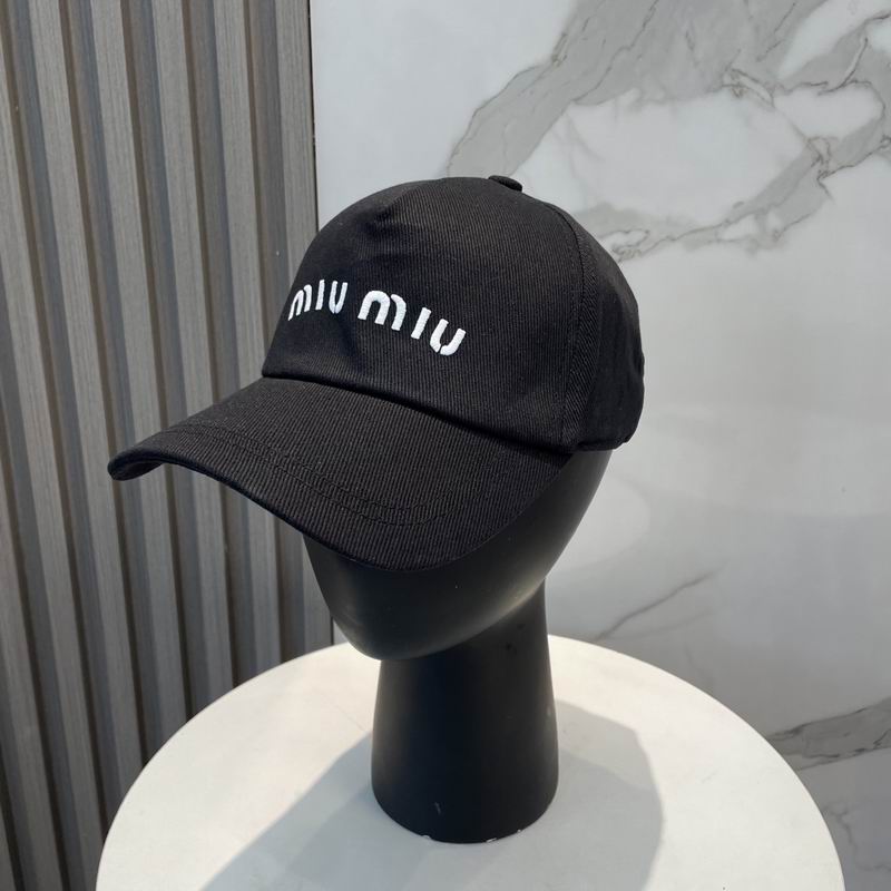 Miumiu Cap (1139)