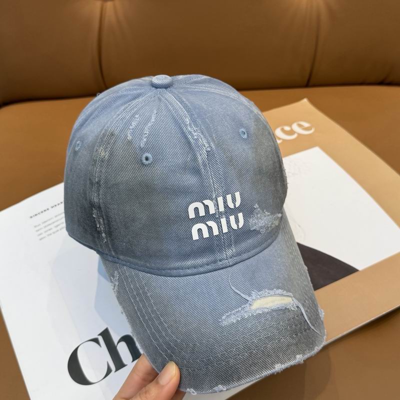Miumiu Cap (1808)