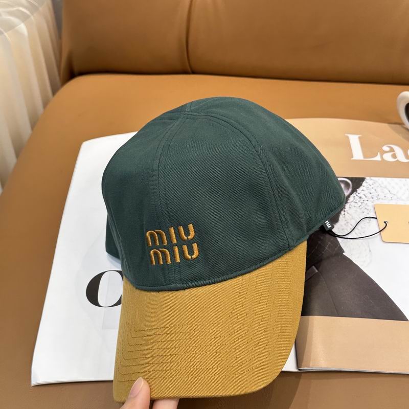 Miumiu Cap (8404)
