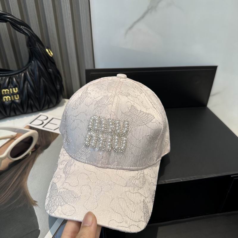 Miumiu Cap (9649)