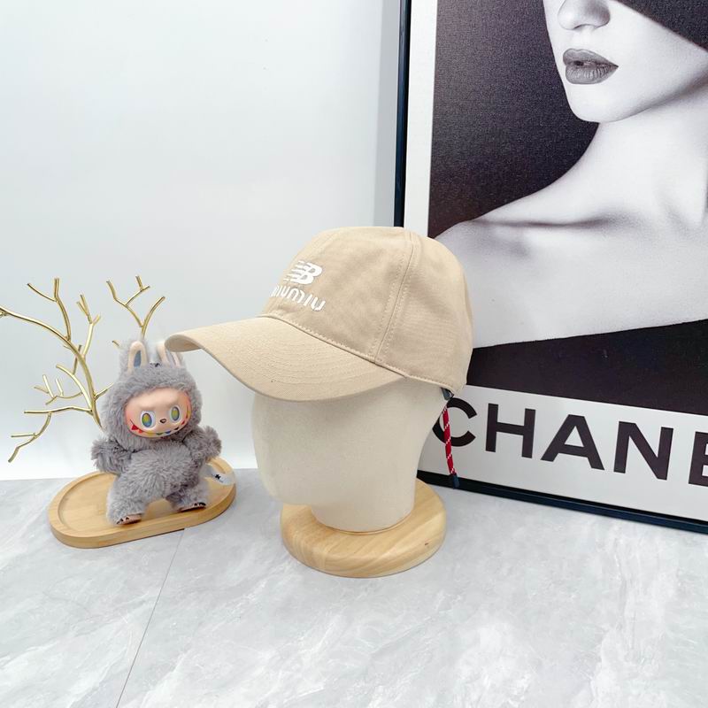 Miumiu Cap dx (2844)