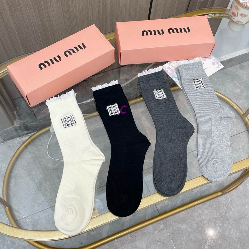 Miumiu Socks (9)