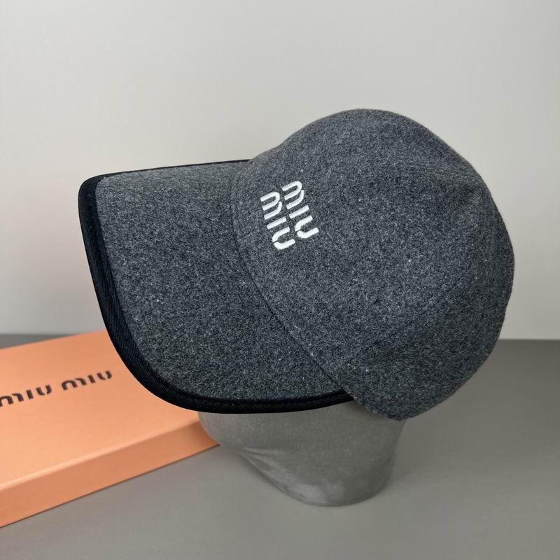 Miumiu cap dx (1172)