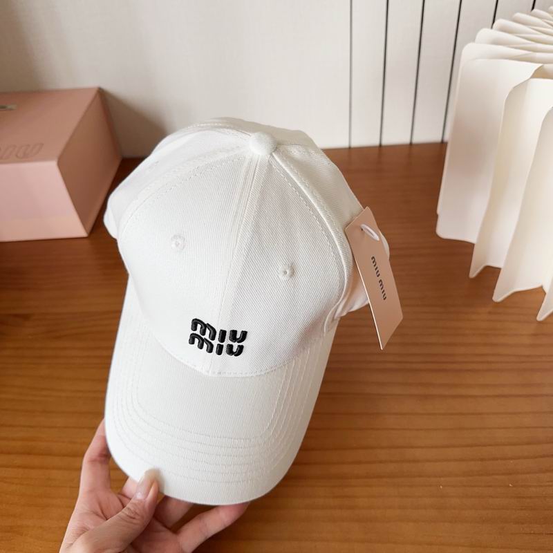 Miumiu cap dx (240)