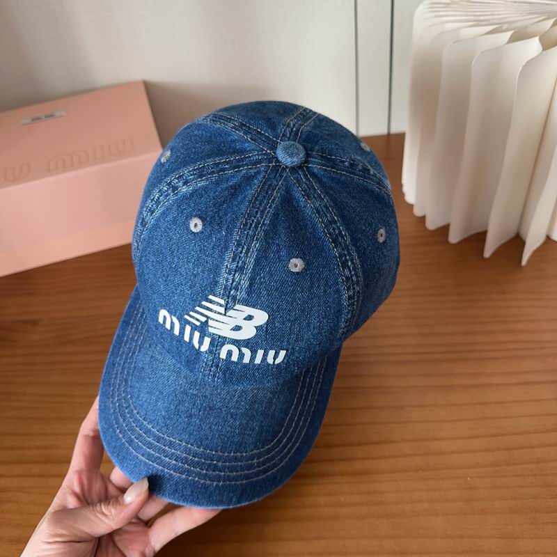 Miumiu cap dx (308)