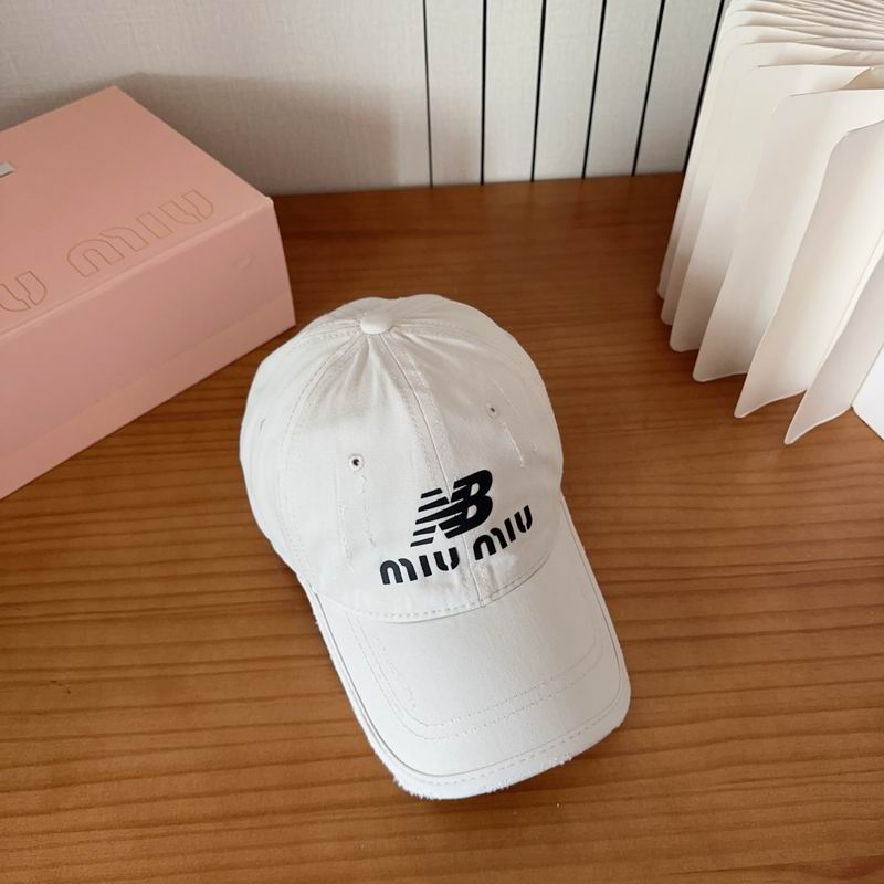 Miumiu cap dx (523)