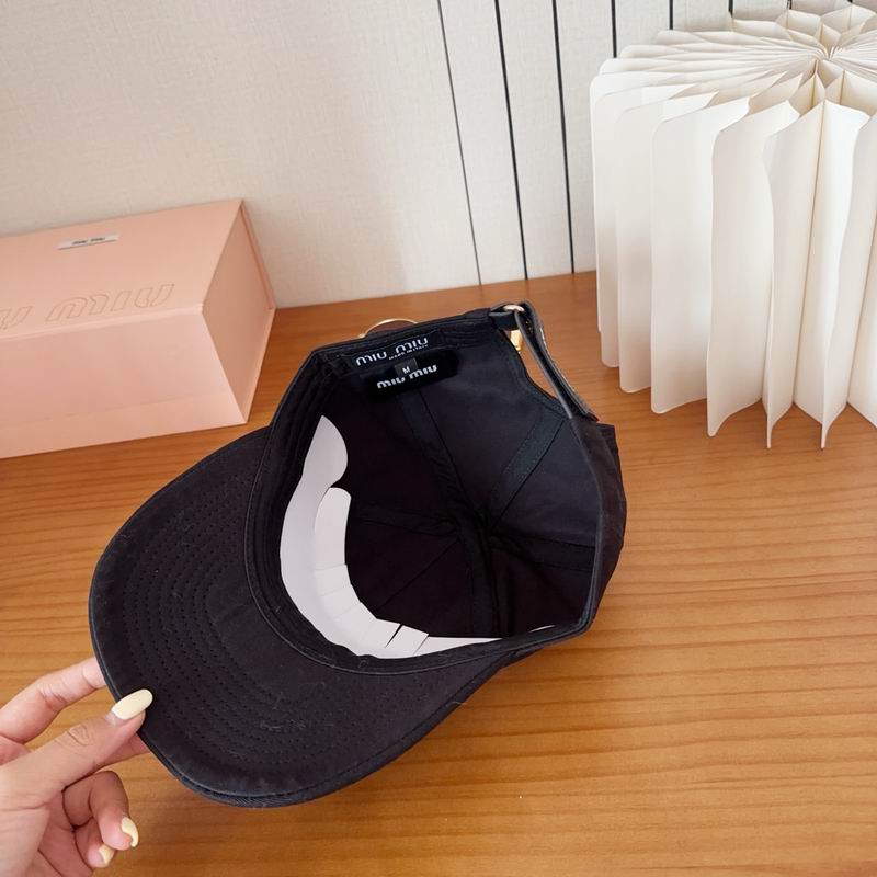 Miumiu cap dx (5316)