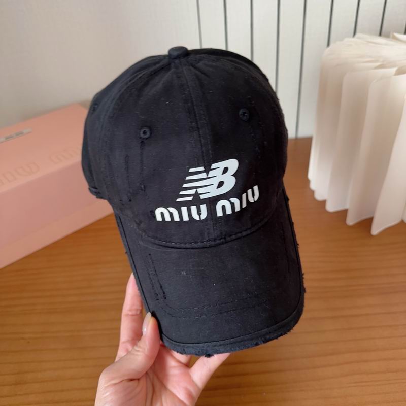 Miumiu cap dx (532)