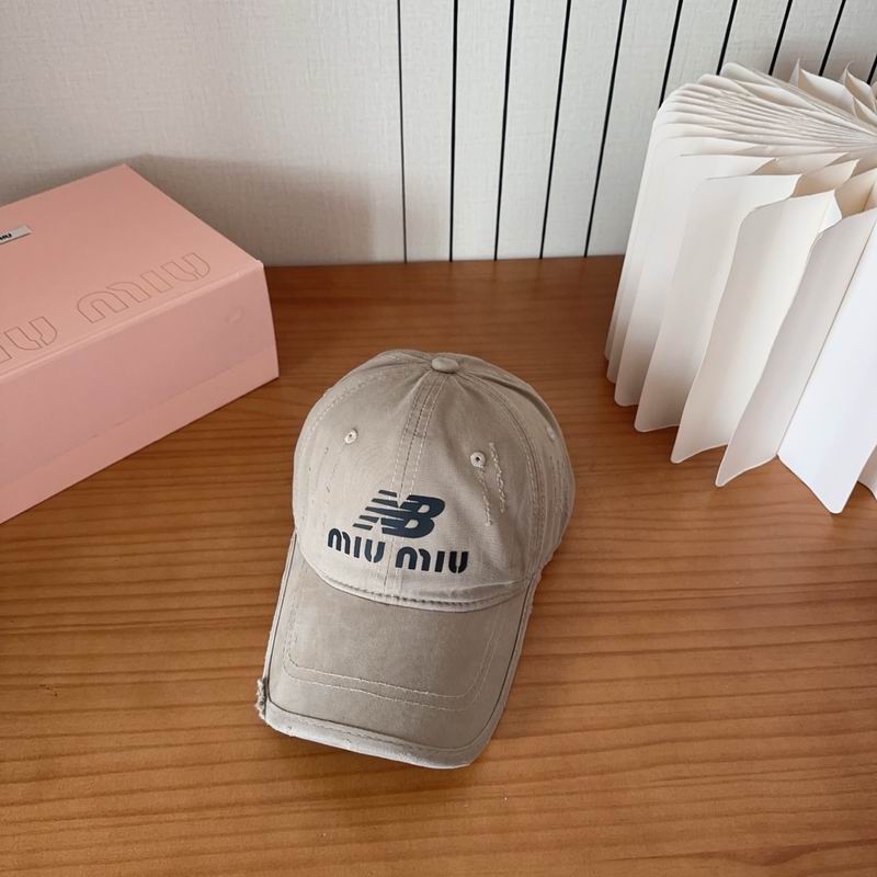 Miumiu cap dx (543)