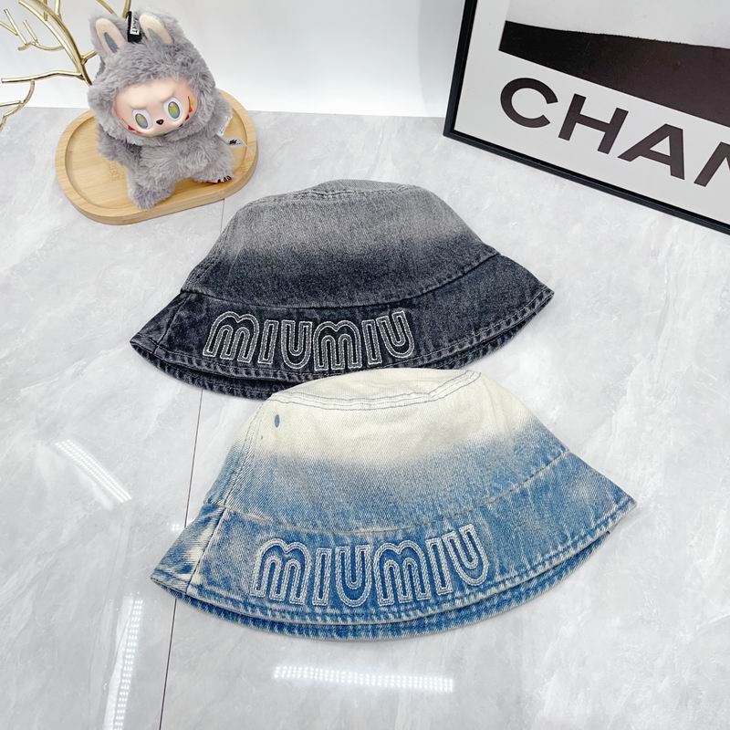 Miumiu hat dx (379)