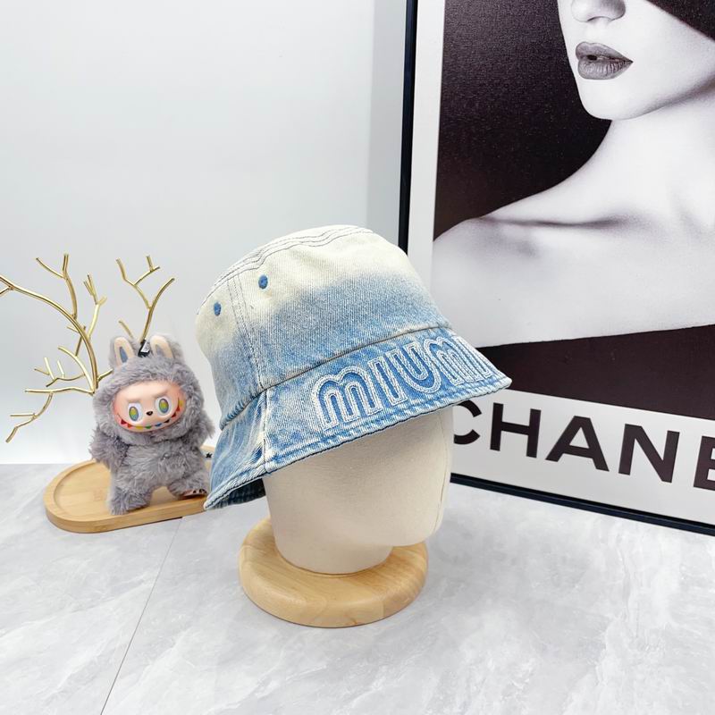 Miumiu hat dx (386)
