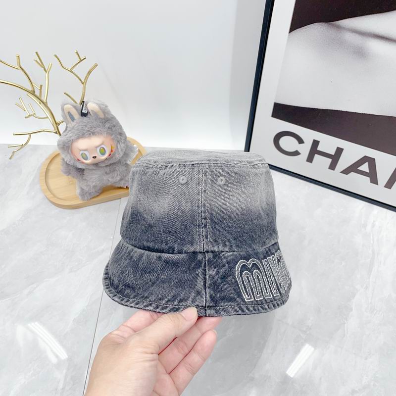 Miumiu hat dx (390)