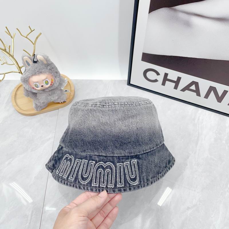 Miumiu hat dx (391)