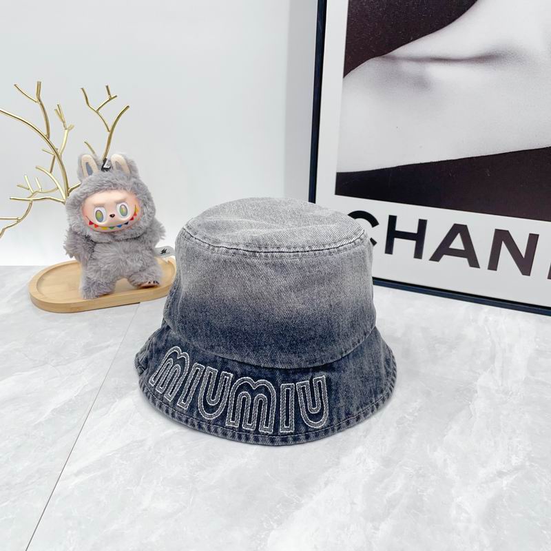 Miumiu hat dx (392)