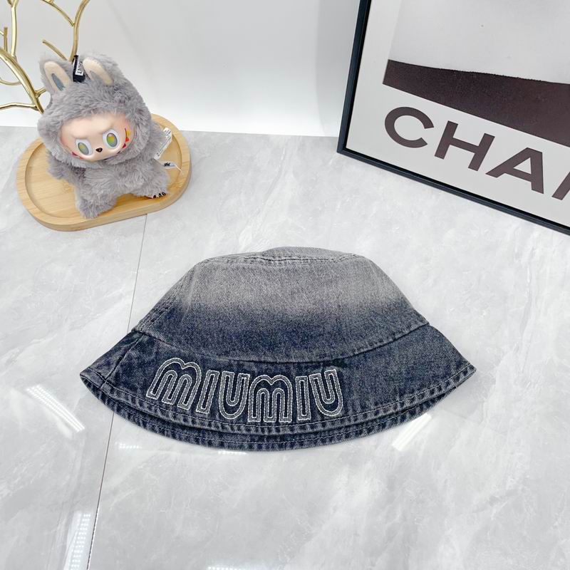Miumiu hat dx (393)