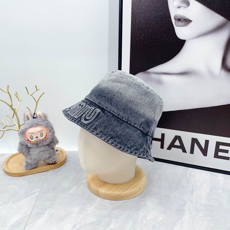 Miumiu hat dx (395)